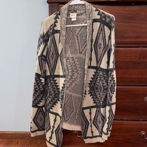 Daytrip, size M, tan/brown/gray